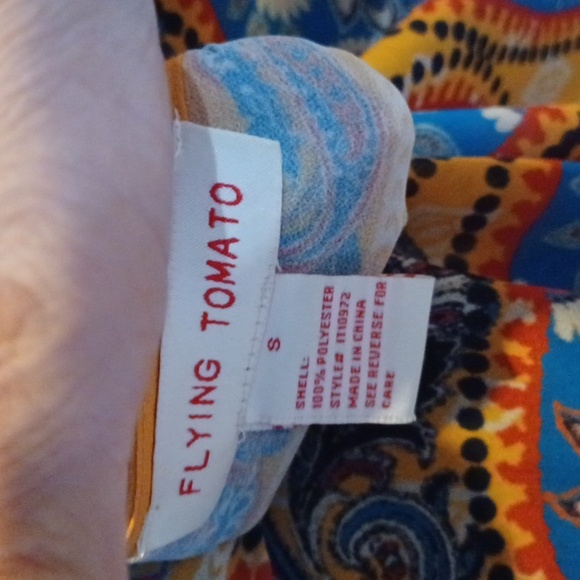 Flying Tomato, bell sleeve, printed top, tie waist - Picture 6 of 7